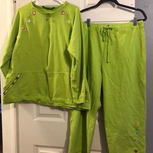 Jacket and crop pants set